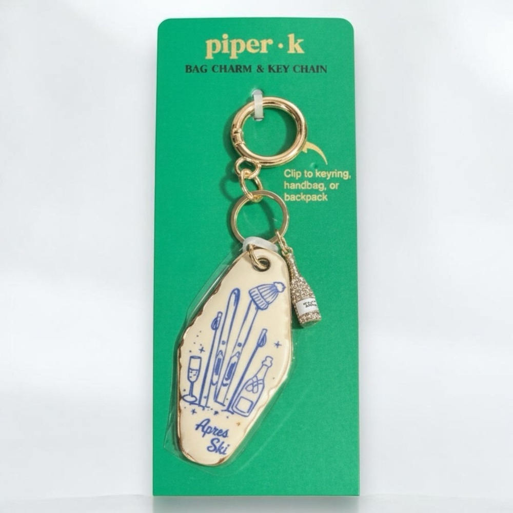 Piper K Après Ski Motel Keychain Bag Charm Ski Gift NWT